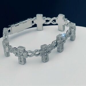 Elegant Silver Cross Bracelet